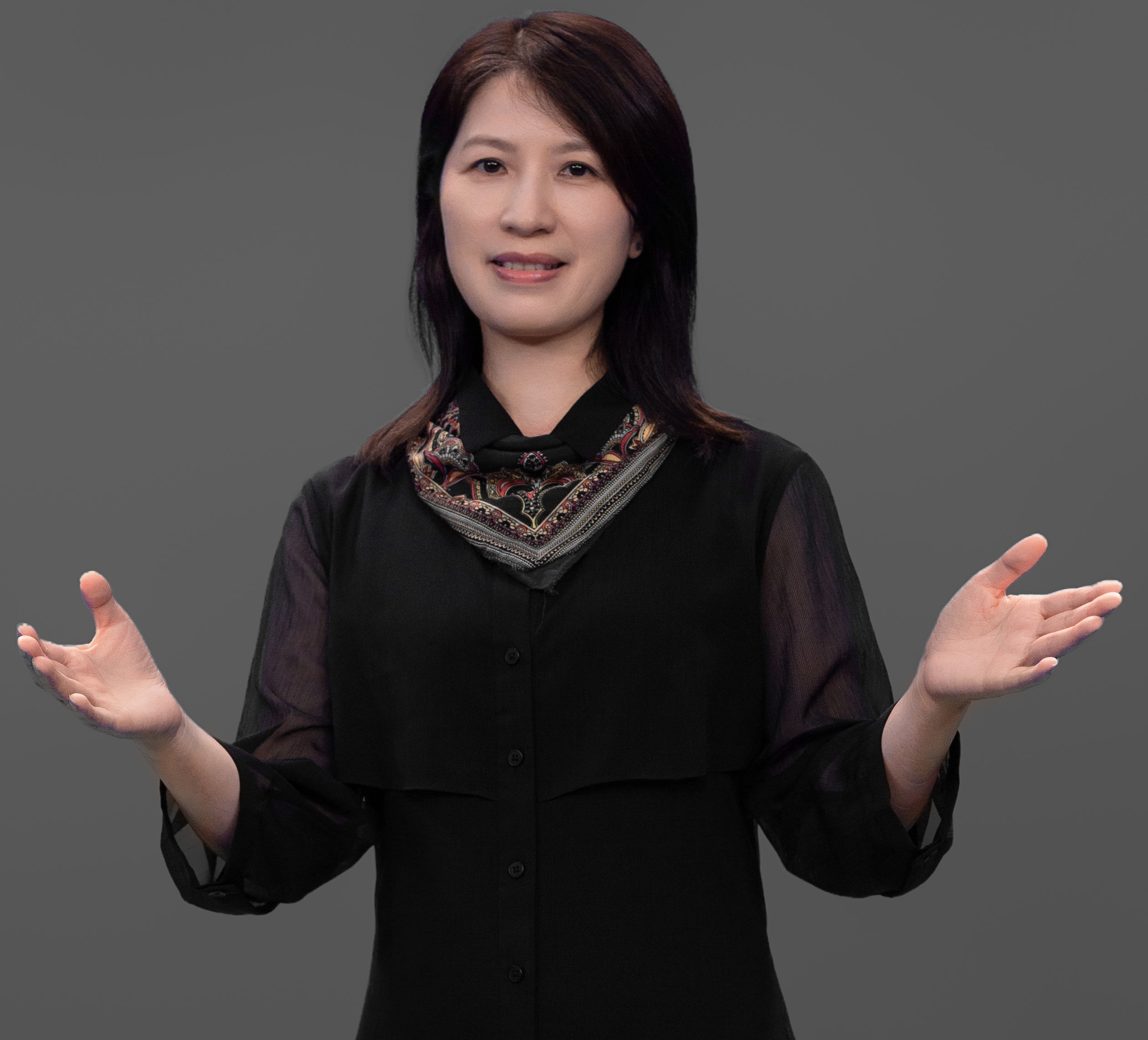 Xueqin Huang